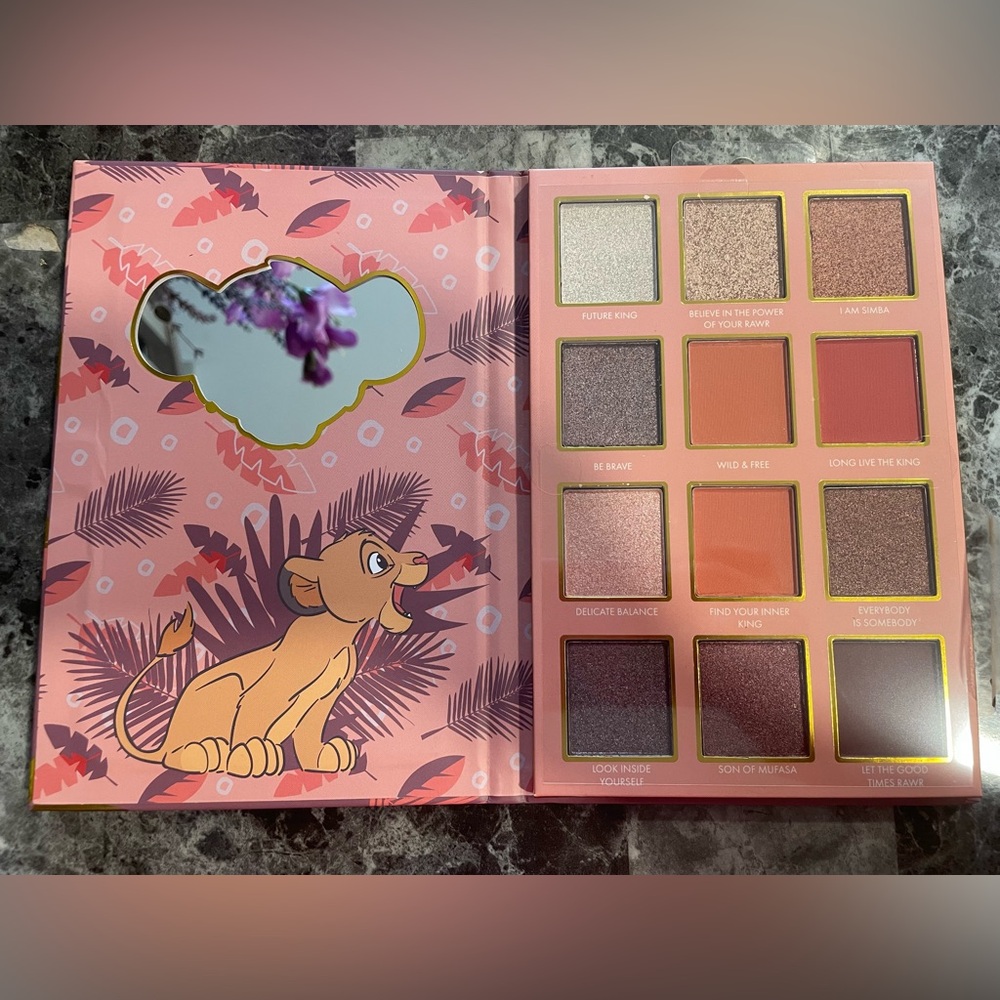 Disney The‎ Lion King Beautiful Eyeshadow Palette.